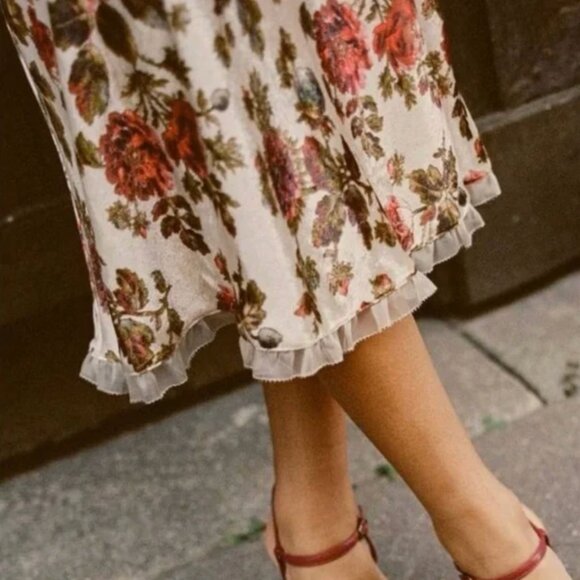 🎁FLASH SALE🎄Dôen NWT Calsi Dress in Primrose Garden Floral Size L - Picture 3 of 6